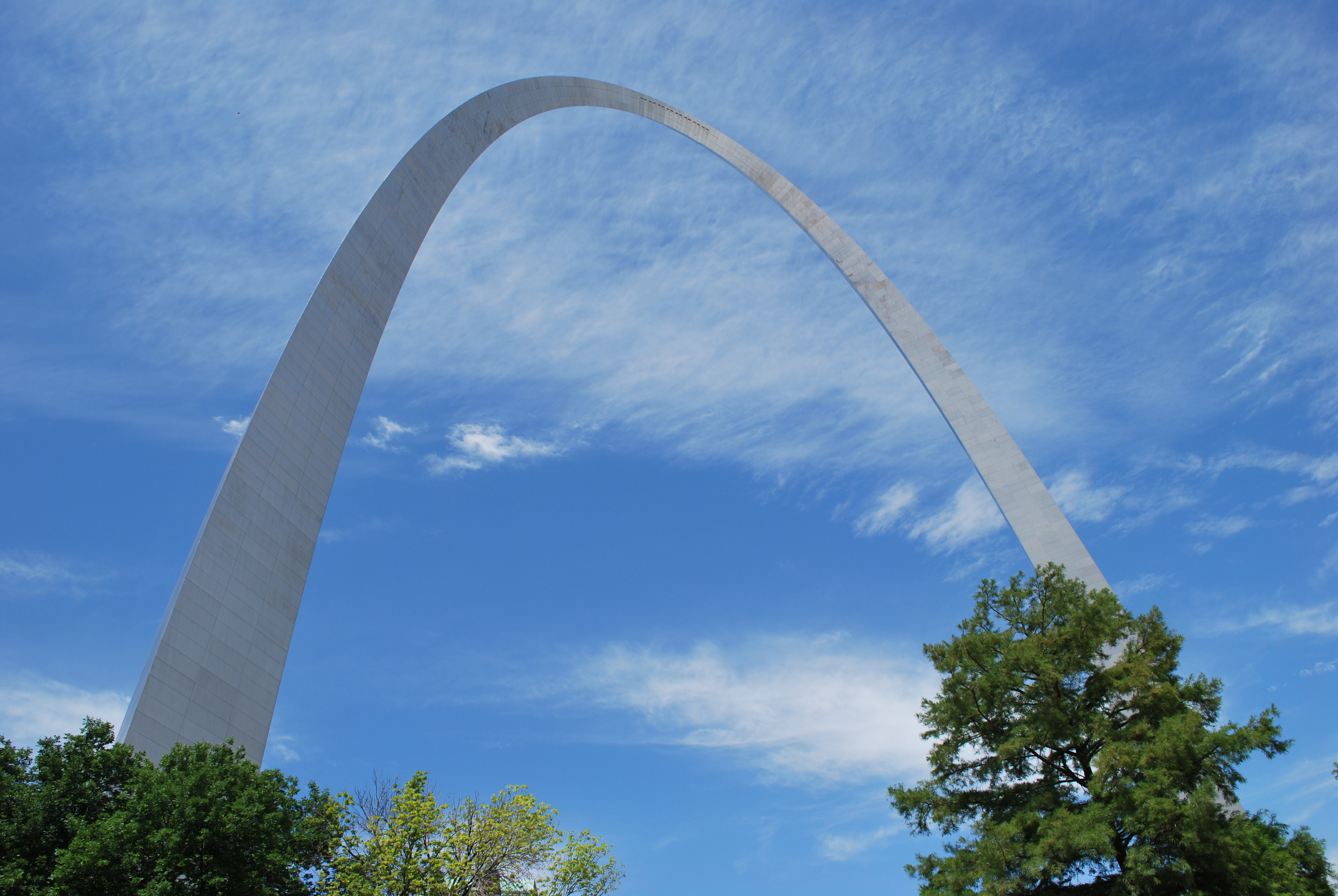 Gateway Arch Tram Rides Resume Operations - BSD