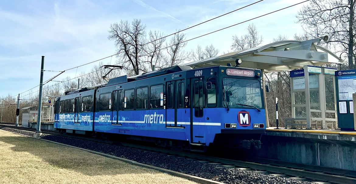 Single-Car MetroLink train at a platform